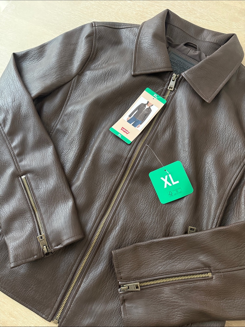 TRENDING NWT Levi's Leather Look Jacket | XL